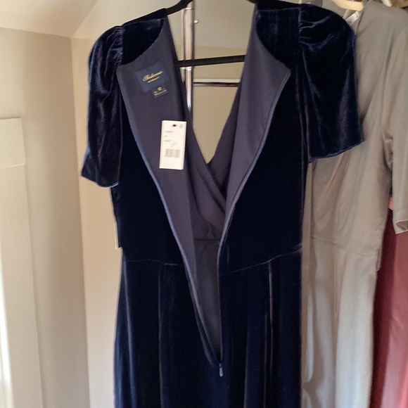 Deep blue velvet long dress New - Picture 7 of 9